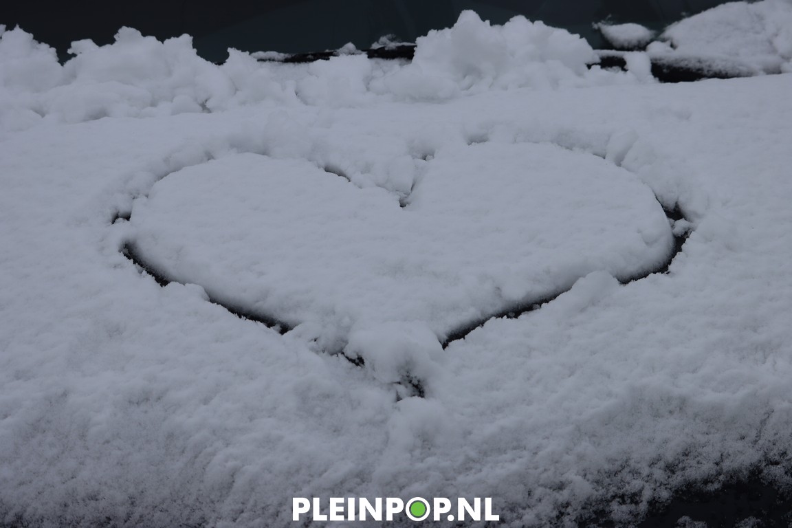 VRIJDAG 1 APRIL      (19)